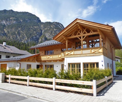 Neubau eines Zweifamilienhauses